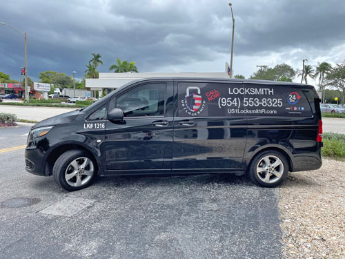 Commercial Door Repair in Broadview Park, Florida (4394)
