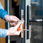4 Tips for Hiring Commercial Locksmith Services